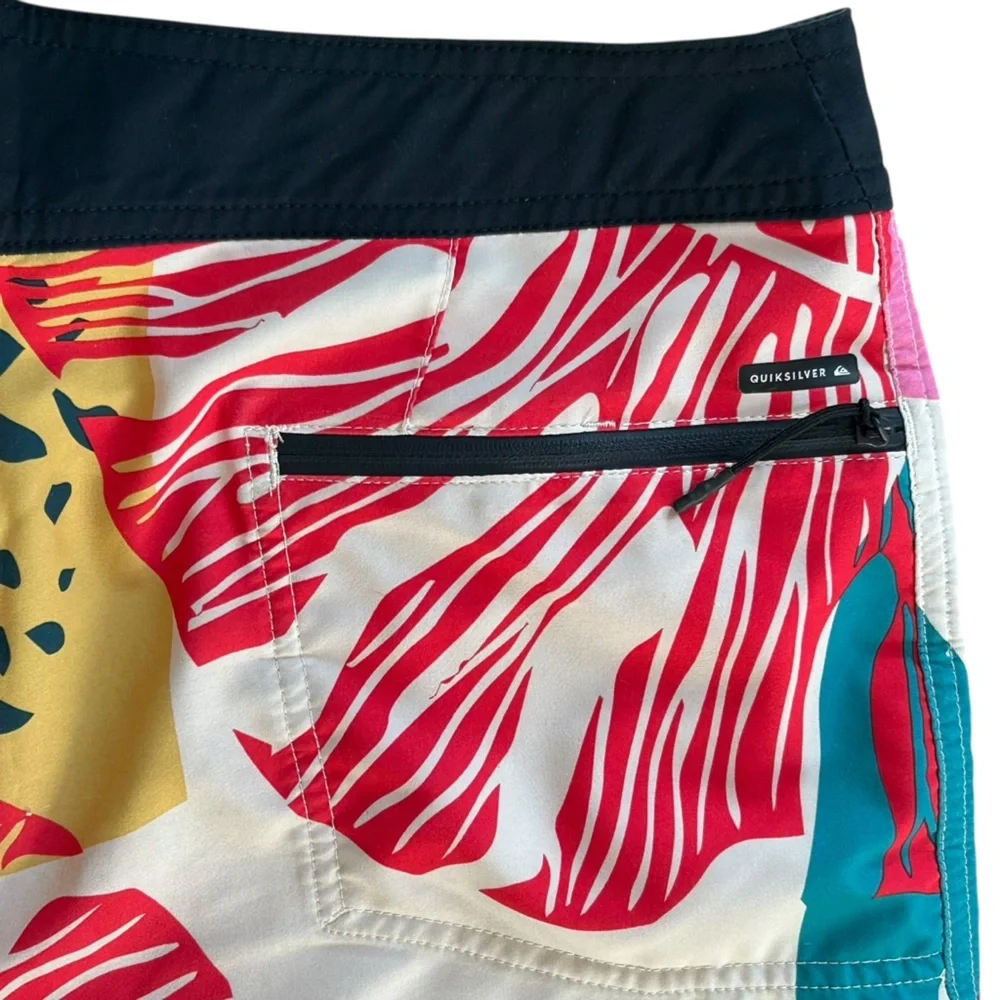 Quiksilver Men's Floral Board Shorts Highline Division 20